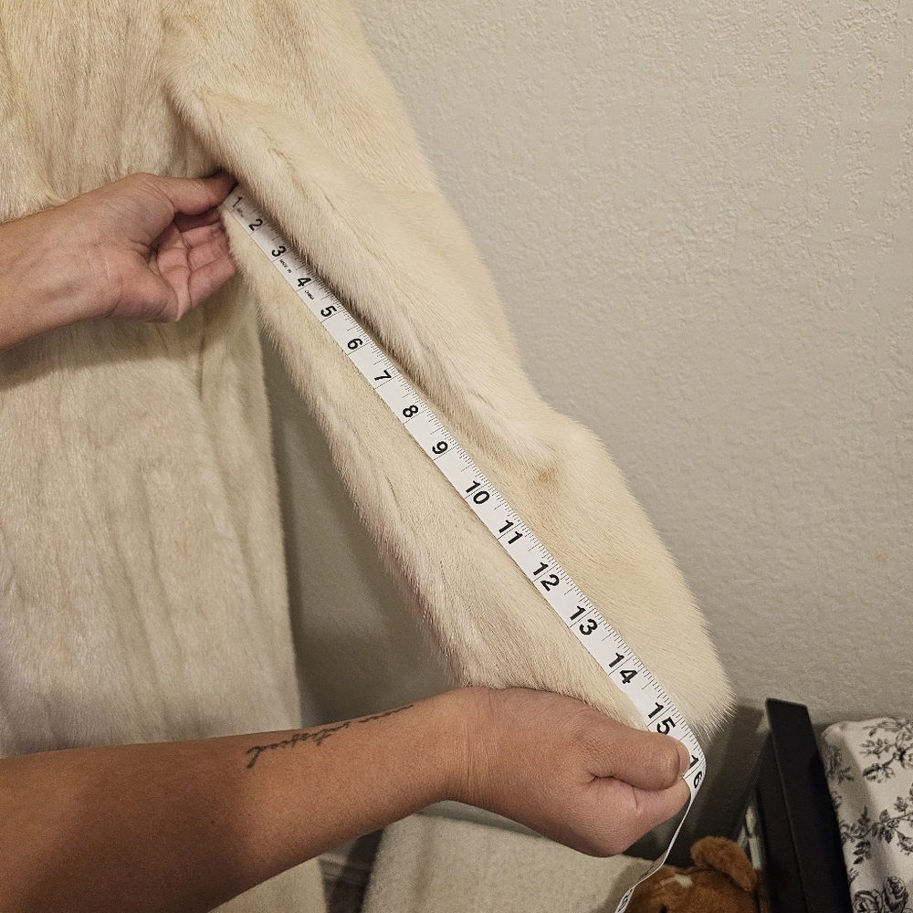 Flemington Sable Mink Elegant Cream Fur  Coat - Picture 8 of 9
